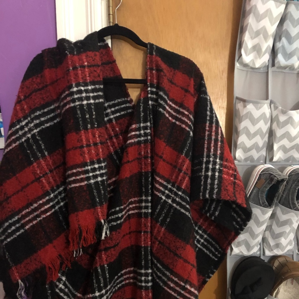 Forever 21 poncho/wrap plaid